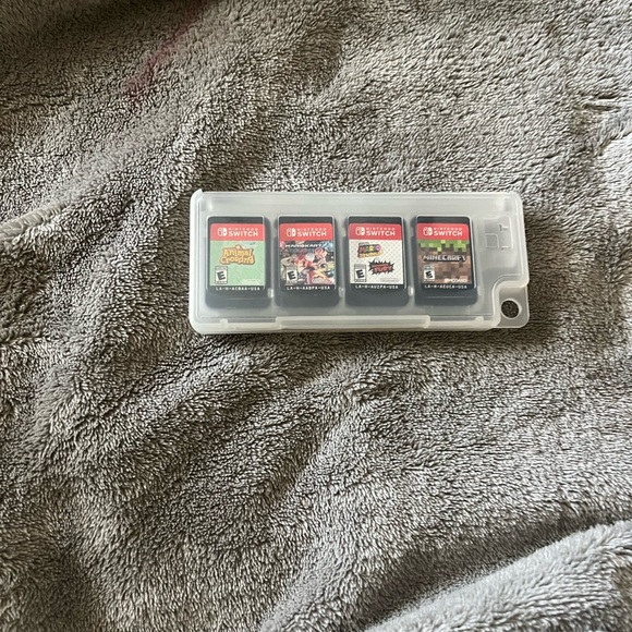 Nintendo Switch Game Card Holder - Clear and Black